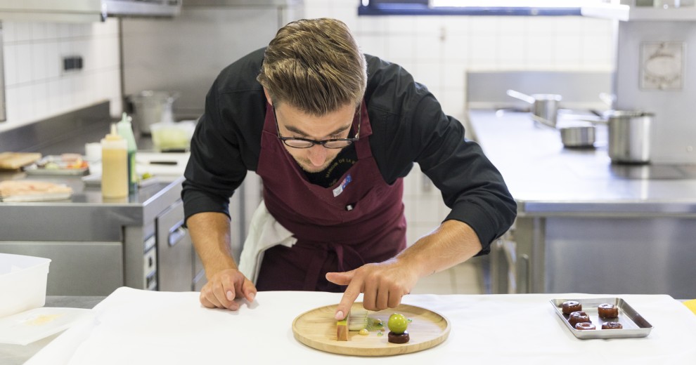 Mathieu Pérou, Le Manoir De La Régate 